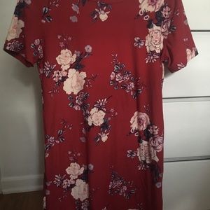 Rue21 Red Floral Straight TShirt Dress